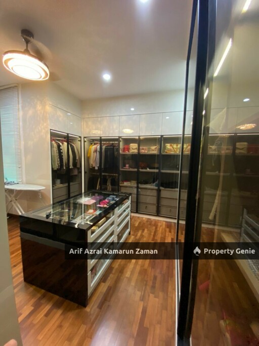 [Partly Furnished] 3 Storey Semi-D Jacaranda Garden Residence, Cyberjaya | 5 Bedrooms | 6 Bathrooms | 4,554 sqft | RM8,000 Nett