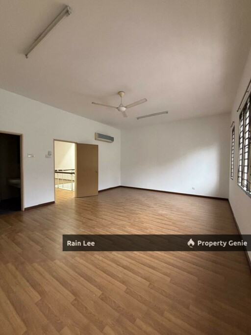 Freehold / Fully Extended / 3 Storey Terrace for Sale / Intermediate Lot / Near Pavilion Bukit Jalil /24Hrs Security with Gated & Guarded