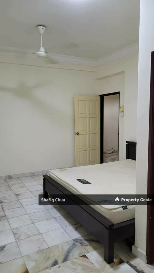 Low Density Pangsapuri Sri Pelangi, Seksyen U5, Shah Alam for Sale