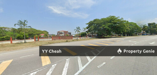 Kuala Kangsar, perak Ground Floor Shop For Rent, corner and main road