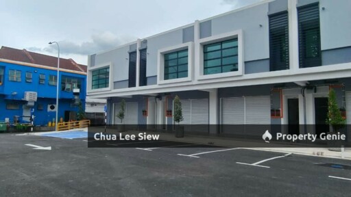 For RENT👉 Desa Cemerlang New Shop