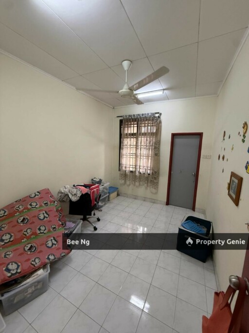 Taman Mutiara Rini / Jalan Utama / 2 Storey Terrace 20x90 / Full Loan / AAA Listing