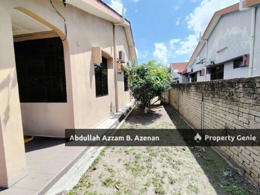 SEMI D OPEN FACING FULL RENOVATE