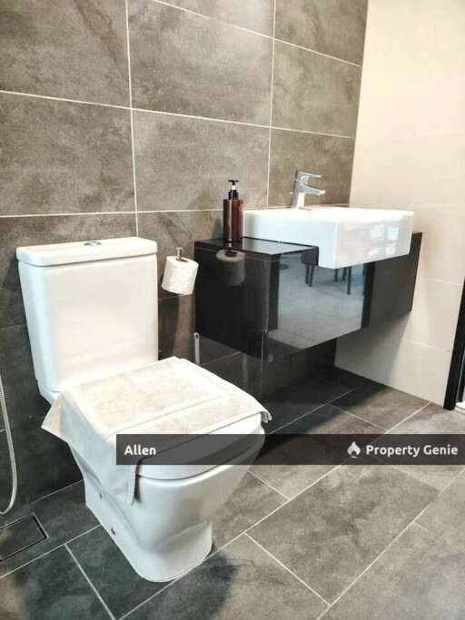 Almas Suites Studio @ Puteri Harbour – Unit Below Bank Value