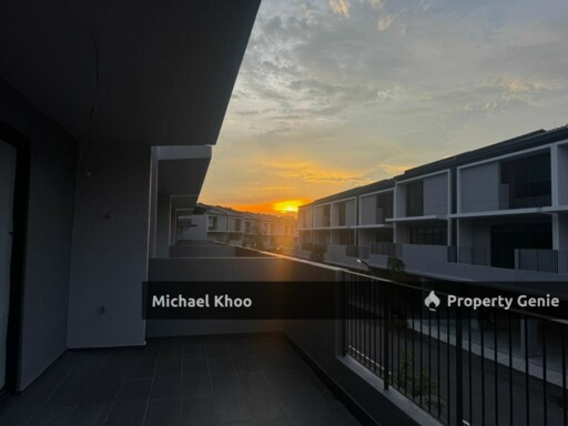 New 2.5-sty Freehold Terrace Villa (Clubhouse) @ Bukit Jalil Astro