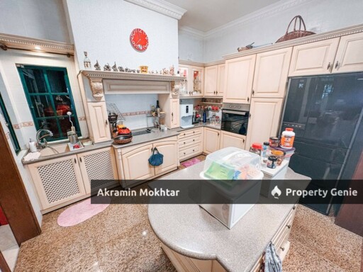 FREEHOLD, CORNER UNIT & RENOVATED | Double Storey Semi-D Taman Andaman Ukay, Ukay Perdana
