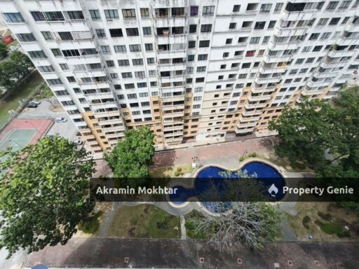 Partially Furnished & 2 Parking | Penthouse @ Vista Millennium Condominium, Puchong Perdana FOR SALE!