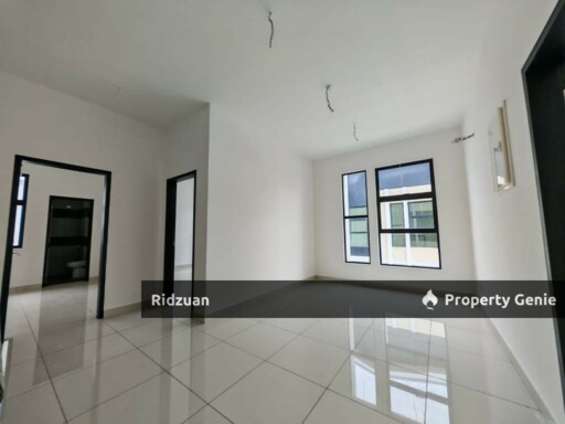 Double Storey Cluster @ Honeydale Residence Taman Impian Emas
