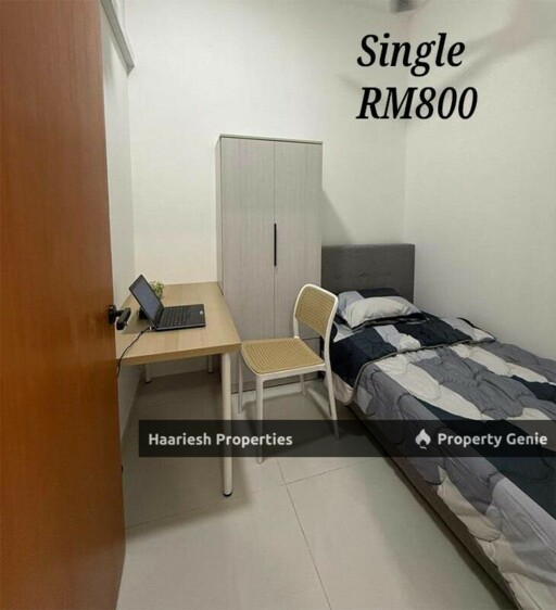 BayPoint @ Country Garden Room for Rent