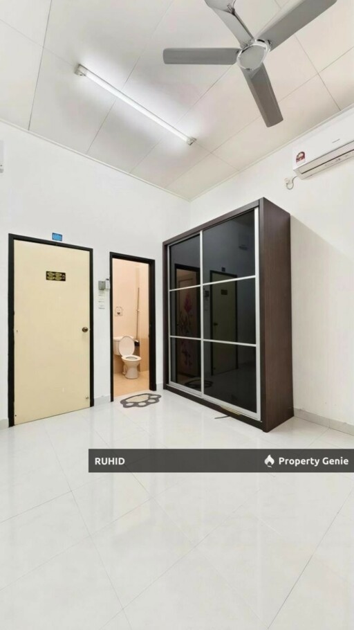 Freehold Seri Austin Single Storey Terrace House 3R2B