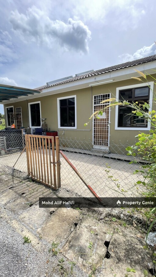 Teres setingkat taman sri pulai jelawat bachok