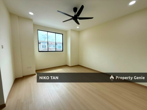 Jalan PI 2-Storey With Fully Renovated For Sale