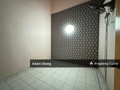 Taman Molek Single Storey