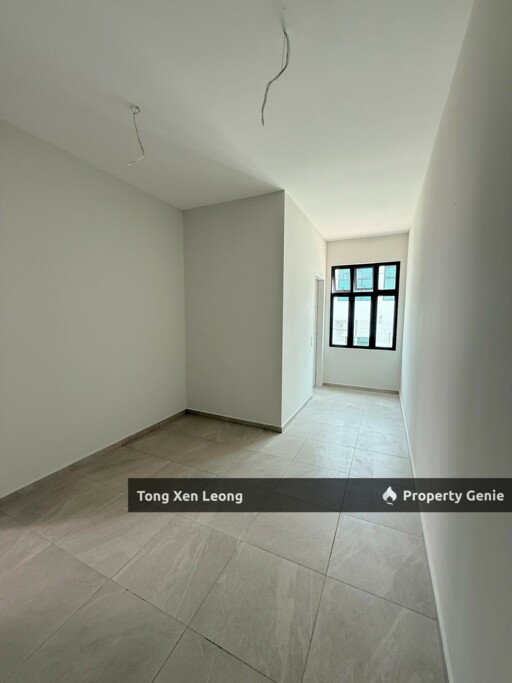 Double Storey Endlot For Sale @ Krubong Height