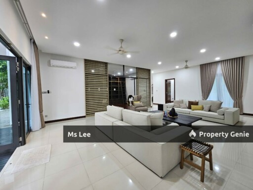 Newly Renovated  2.5 Storey Detached House @ Glenhill Saujana, Seksyen U1, Shah Alam