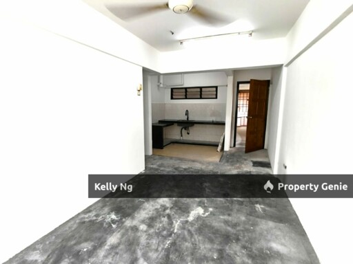 Pangsapuri Permai Indah Flat with Lift & Access Card Good Condition At Pandamaran Klang  For Rent