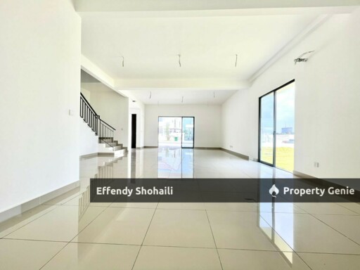 SEJATI LAKESIDE CYBERJAYA CORNER LOT