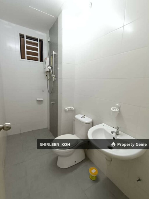 Room for Rent at Jentayu Residency @ Tampoi