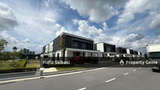 Semi- Detached Double Storey Bohemia Bandar Rimbayu