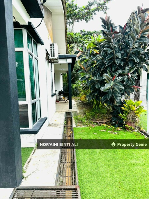*2 UNIT FULLY FURNISED SEMI D SETINGKAT TAMAN SEPAT JAYA SG SOI KUANTAN*