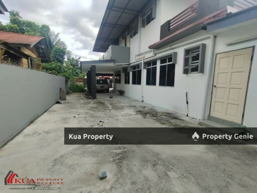 Double Storey Semi-Detached House For Sale! Located at Nanas Road West