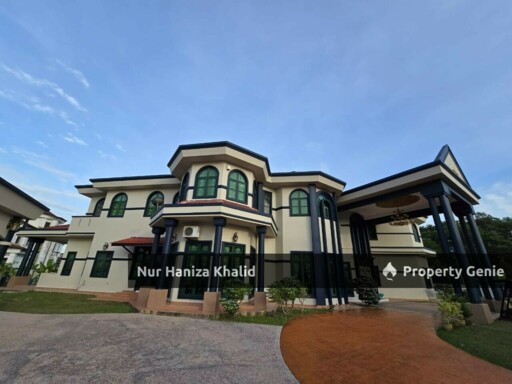 Freehold Bungalow Kota Warisan Sepang Selangor
