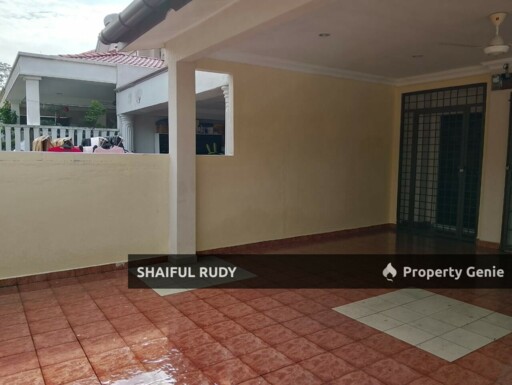 Want to Sell. 2 Storey Terrace House Endlot Bukit Rahman Putra Sg Buloh