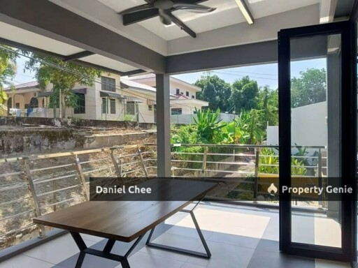Meru Valley Golf Club Fully Furnished Town House 2.5 Storey For Rent