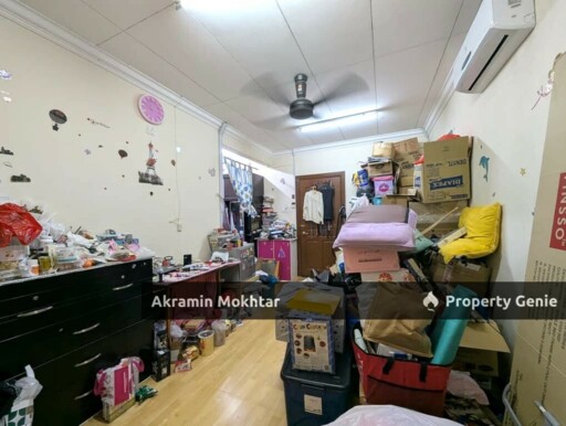 Freehold, 22x75 Facing Open & Renovated | Teres 2 Tingkat Putra Bistari @ Putra Heights