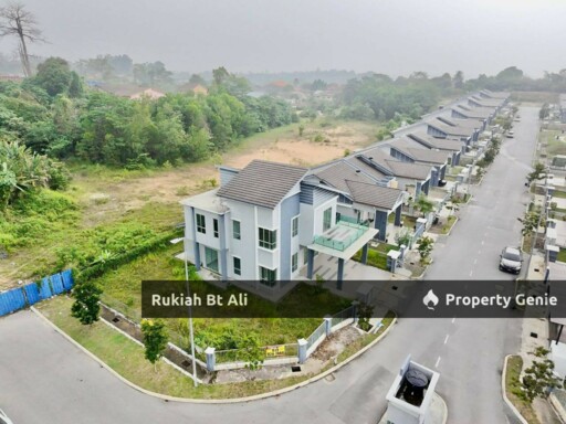 2-Storey Bungalow in Seremban Close to Educational Amenities