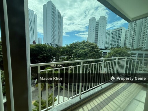 FIERA VISTA CONDO CORNER LOW FLOOR 1400sf 2CP BARE UNIT BAYAN LEPAS