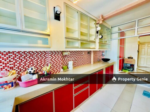 Corner Unit, Renovated & 2 Covered Parking | Sunway Suriamas Condominium, Bandar Sunway Selangor