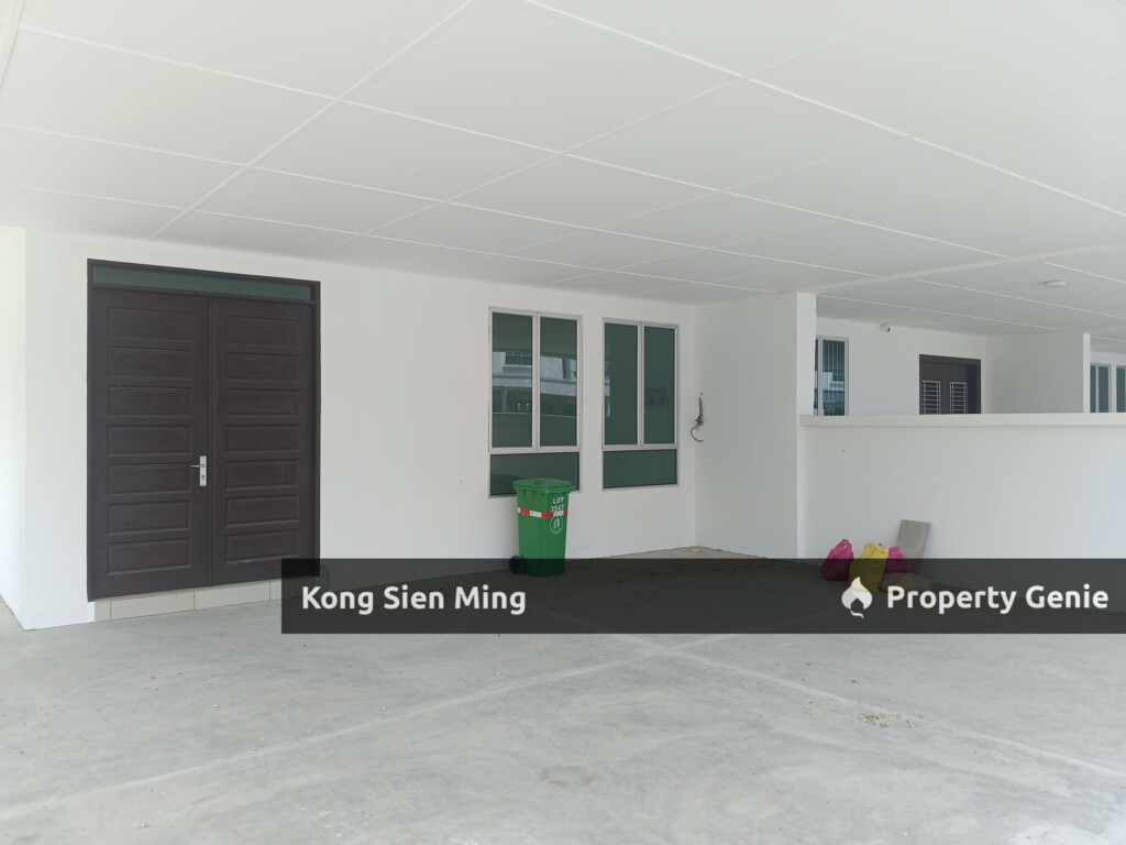 Sibu Double Storey Corner at Jalan Ek Dee