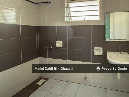 Double storeySemi D Bandar Saujana Putra