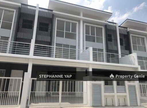 Bayu Heights2  3 Storey Link House for Sale