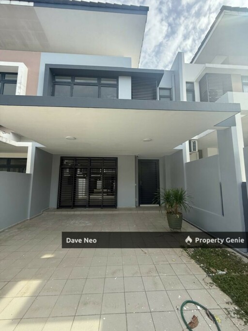 The Valley West 1 @ Horizon Hills • 2-Storey House • Partial Furnished