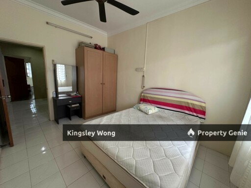 Gunung Rapat Freehold 2.5 Storey Terrace House Simple Renovated Partial Furnished