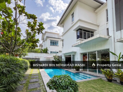 Fully Renovated With Swimming pool 3 Storey Corner Lot Semi D @ Changkat Kiara Bayu, Dutamas, Mont Kiara Kuala Lumpur .