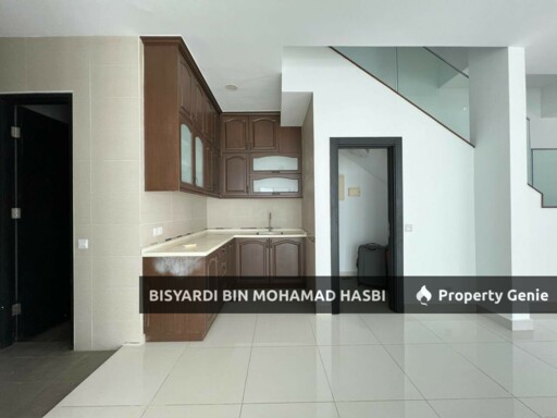 RENOVATED 3 STOREY SEMI DETACHED, LAKEHILL VILLAS BANDAR BARU BANGI, BANGI .