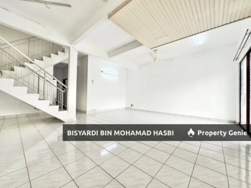 HOT LOCATION‼️ & SPACIOUS UNIT‼️ Double Storey Jalan Turmalin, Seksyen 7 Shah Alam.