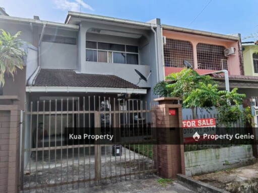 Double Storey Terrace Intermediate House For Sale! Located at 3rd Mile, Lorong Pasir