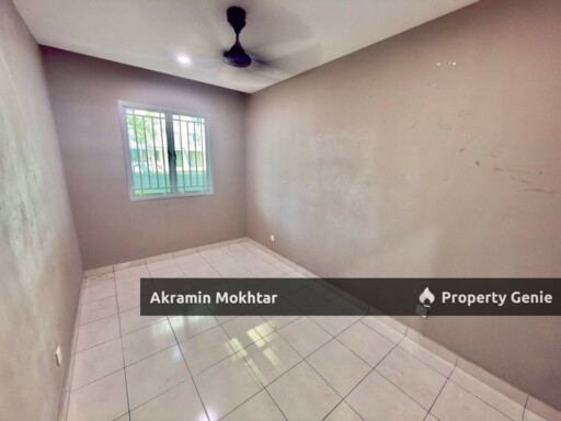 Freehold, Ground Floor, Corner Unit & 2 Parking | Apartment Azaria, Bandar Parklands, Klang Selangor .