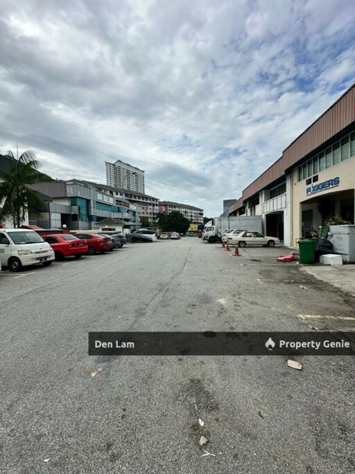 Bukit Permai Cheras Factory for rent !!