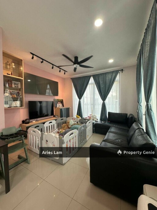 Eco Tropic Double Storey Corner Lot Terrace House / Kota Masai