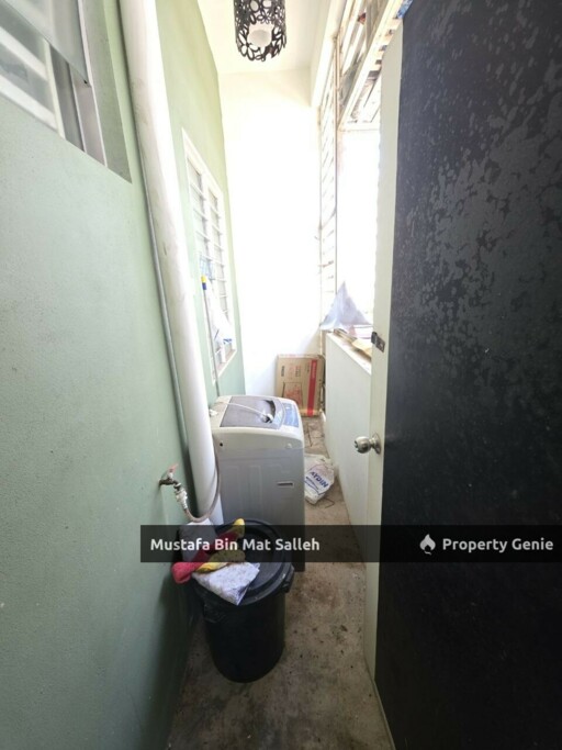 Double Storey Terrace @ Bandar Puteri Jaya, 1399 sqft Freehold