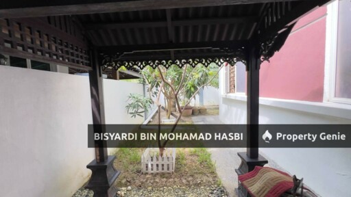 2 Unit Sekali Side By Side 1 Owner Renovated 1.5 Storey Bungalow Taman Senawang Perdana, Senawang.