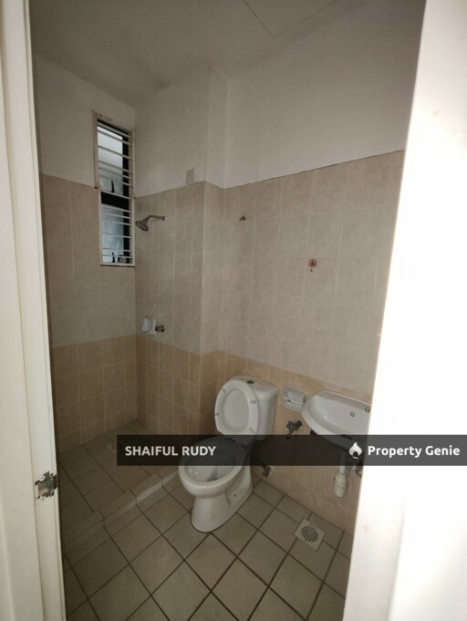 WANT TO SALE. 2 STOREY SEMI D, TAMAN VILLA PUTRA, 47000 SG BULOH SELANGOR