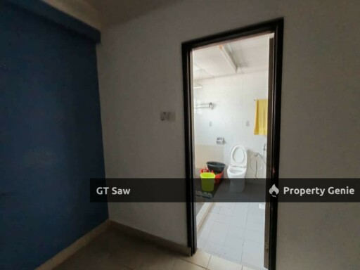 Desa Kiara Penthouse Duplex with 6 Bedrooms for Sale