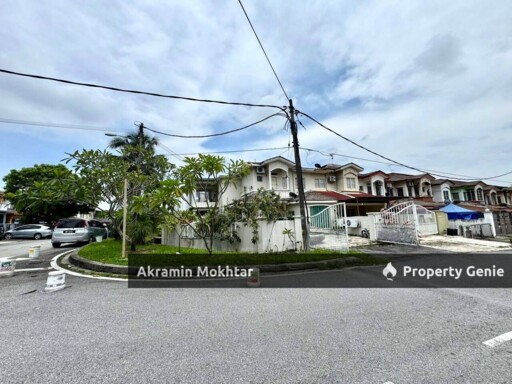 DOUBLE STOREY CORNER LOT, Taman Equine, Lestari Perdana 8 Seri Kembangan.