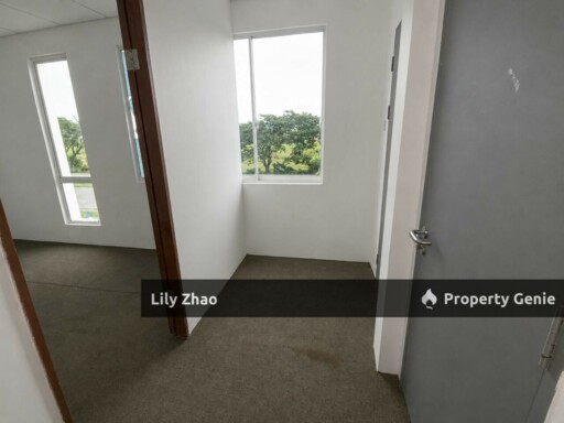 Shop Office for Rent, 2nd Floor, Road Frontage, 5 Rooms 1,100 sqft, Padimas Point Commercial, Penampang bypass, Kota Kinabalu.